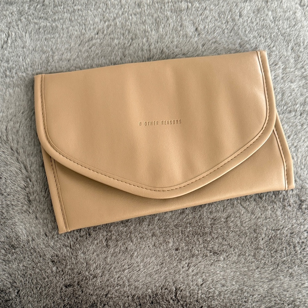 8 Other Reasons Beige Jewelry Travel Bag